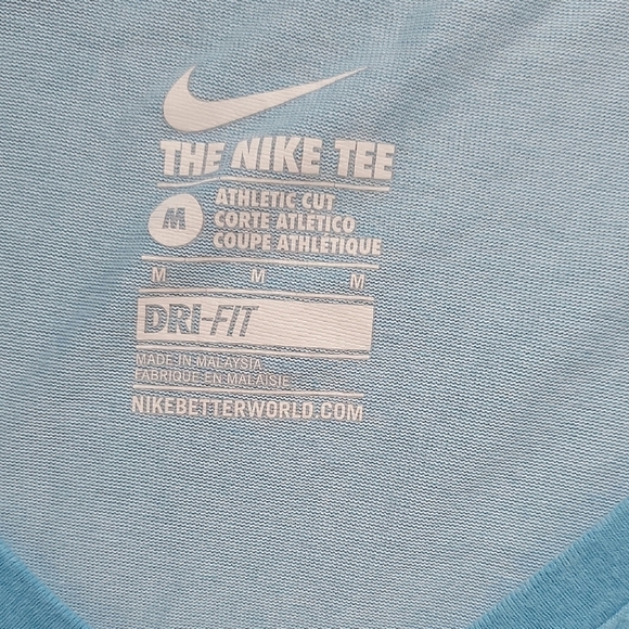 2/$10 Nike Sky Blue Women's M Long Sleeve Performance Tee Athleisure - Picture 2 of 6